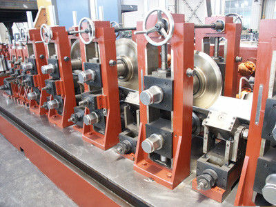 Fabricación de tubos de acero laminados en caliente