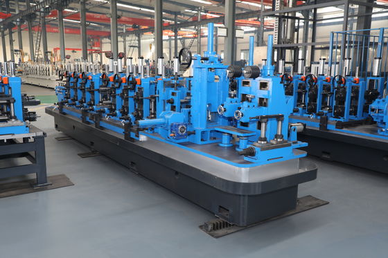 Máquina de fabricación de tubos de acero ASTM A53 con desenrollador de trabajo pesado para acero laminado en caliente de 2,0 mm·6,0 mm