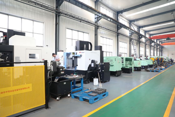 Máquina de fabricación de tubos de bandas de acero laminadas en frío con acabado en línea.