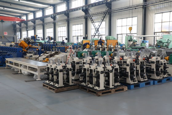 Máquina perfiladora de tubos de acero laminado en caliente de 1,5 a 8,0 mm y máquina perfiladora para producción de tubos de construcción y tubos estructurales