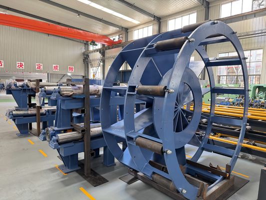 Máquina formadora de tubos de baja aleación de 20 × 20 mm–150 × 150 mm para producción de tubos cuadrados de hasta 100 m/min
