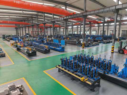 Tubo de alta velocidad que forma la máquina para precisión de la producción del tubo del API la alta